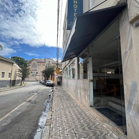 Hotel Thermas Da Mantiqueira - Pocos De Caldas - De Frente Para A Praca Central E Relogio Floral Ngoại thất bức ảnh