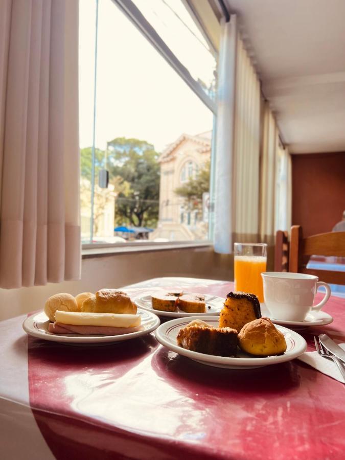Hotel Thermas Da Mantiqueira - Pocos De Caldas - De Frente Para A Praca Central E Relogio Floral Ngoại thất bức ảnh