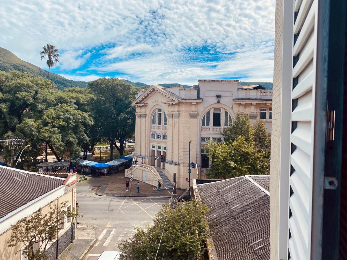 Hotel Thermas Da Mantiqueira - Pocos De Caldas - De Frente Para A Praca Central E Relogio Floral Ngoại thất bức ảnh