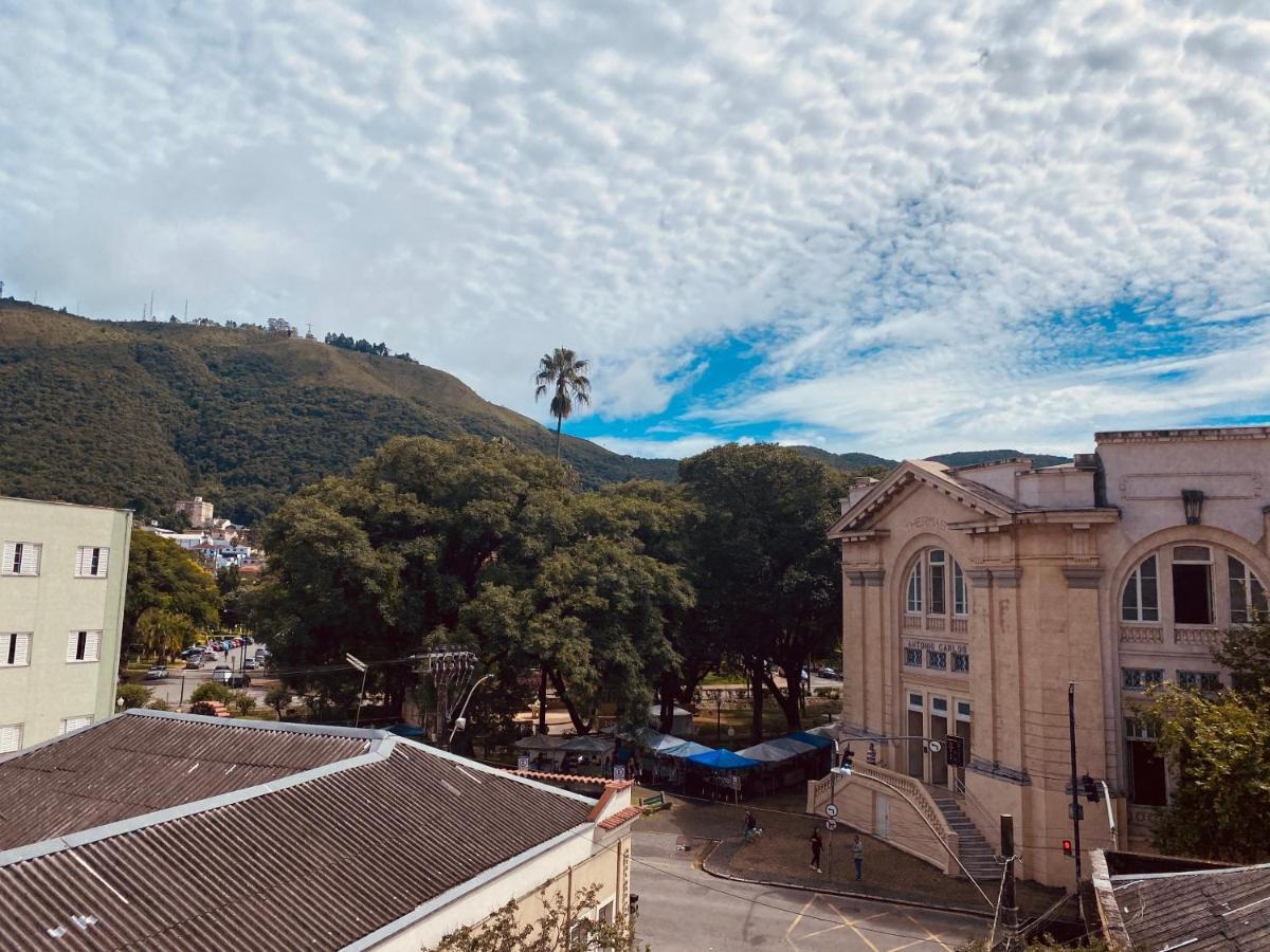 Hotel Thermas Da Mantiqueira - Pocos De Caldas - De Frente Para A Praca Central E Relogio Floral Ngoại thất bức ảnh